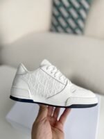 DlOR Sneaker - Image 6