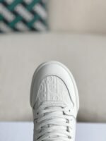 DlOR Sneaker - Image 8