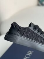 DlOR Sneaker - Image 7