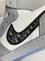 DIOR x NIKE JORDAN 1 Sneaker - Image 14