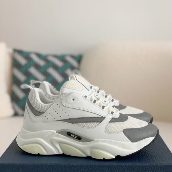 DlOR classic B22 Clunky Sneaker