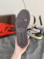 TravisScottx AirJordan1 AJ LoW - Image 12