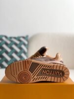 LOUIS VUITTON TRAINER SNEAKERS - Image 5