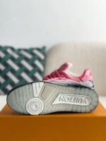 LOUIS VUITTON TRAINER SNEAKERS - Image 5