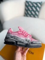 LOUIS VUITTON TRAINER SNEAKERS - Image 6