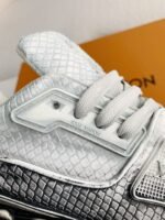 LOUIS VUITTON TRAINER SNEAKERS - Image 12