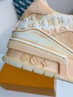 LOUIS VUITTON TRAINER SNEAKERS - Image 13