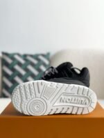 LOUIS VUITTON TRAINER Maxi SNEAKERS - Image 5