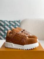 LOUIS VUITTON TRAINER SNEAKERS