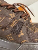 LOUIS VUITTON TRAINER SNEAKERS - Image 12