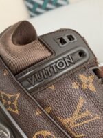 LOUIS VUITTON TRAINER SNEAKERS - Image 13