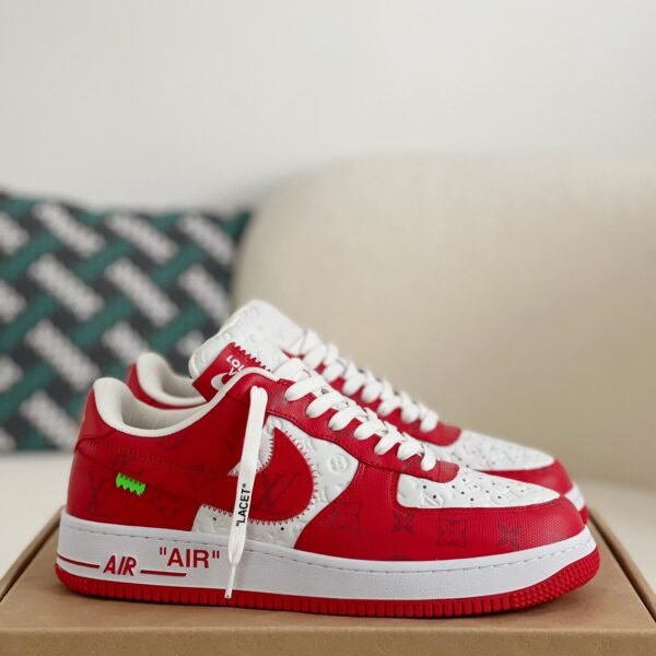LOUIS VUITTON x NIKE AIR FORCE 1 SNEAKER