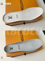 LOUIS VUITTON TRAINER Sneakers - Image 19