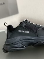 Balenciaga TRIPLE S ALLOVER LOGO Sne akers - Image 7