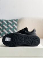 Alexander McQueen black letter Sneakers - Image 5