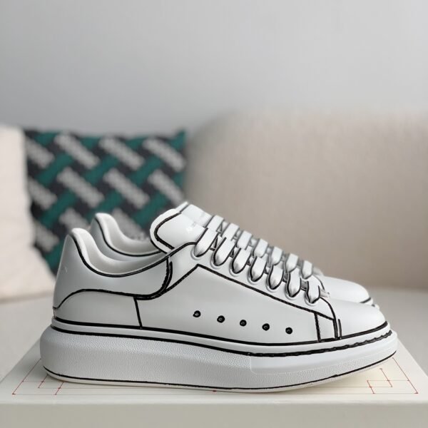 Alexander McQueen MQ White hand-painted Sneakers