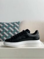 Alexander McQueen versatile Sneakers - Image 5