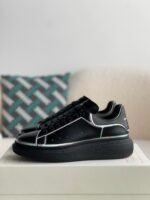 Alexander McQueen MQ golden cowhide tail Aircushion bottom Sneakers - Image 2