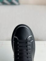 Alexander McQueen MQ golden cowhide tail Aircushion bottom Sneakers - Image 8