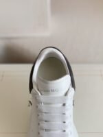 Alexander McQueen MQ Dark grey velvet tail Sneakers - Image 7