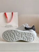 Alexander McQueen MQ Dark grey velvet tail Sneakers - Image 9