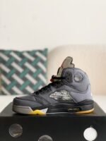 OFF WHITExJordan Air Jordan 5 Retro SP High-top basketball shoes - Image 4