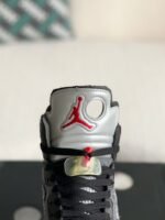 OFF WHITExJordan Air Jordan 5 Retro SP High-top basketball shoes - Image 10