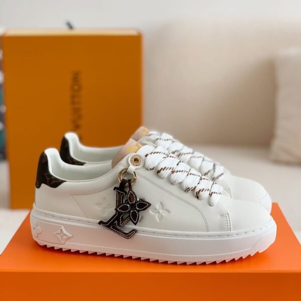LOUIS VUITTON TIME OUT SNEAKERS