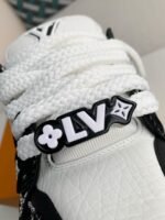 LOUIS VUITTON TRAINER 2023Show sty le Sneakers - Image 11