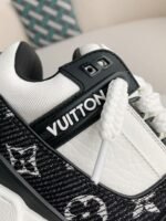 LOUIS VUITTON TRAINER 2023Show sty le Sneakers - Image 27