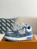 LOUIS VUITTON TRAINER 2023show style Sneakers - Image 2