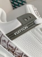 LOUIS VUITTON TRAINER SNEAKERS - Image 12
