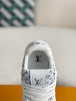 LOUIS VUITTON TRAINER SNEAKERS - Image 9