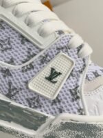 LOUIS VUITTON TRAINER SNEAKERS - Image 11