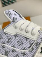 LOUIS VUITTON TRAINER SNEAKERS - Image 13