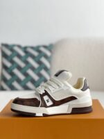 LOUIS VUITTON TRAINER SNEAKERS - Image 4