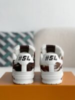 LOULOUIS VUITTON CASUAL SNEAKERS - Image 3