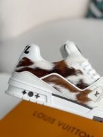 LOULOUIS VUITTON CASUAL SNEAKERS - Image 7