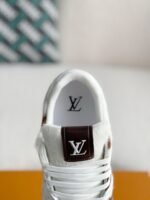 LOULOUIS VUITTON CASUAL SNEAKERS - Image 8