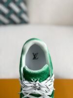 LOUIS VUITTON TRAINER SNEAKERS - Image 8