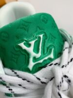 LOUIS VUITTON TRAINER SNEAKERS - Image 10