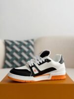 LOUIS VUITTON TRAINER SNEAKERS - Image 4