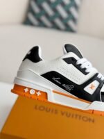 LOUIS VUITTON TRAINER SNEAKERS - Image 7