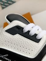LOUIS VUITTON TRAINER SNEAKERS - Image 12