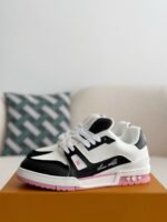 LOUIS VUITTON TRAINER SNEAKERS - Image 2