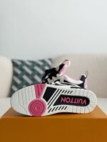 LOUIS VUITTON RUNNER TATIC sneakers - Image 5