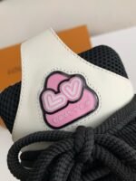 LOUIS VUITTON RUNNER TATIC sneakers - Image 10