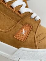 LOUIS VUITTON TRAINER SNEAKERS - Image 10