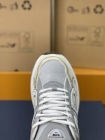 DIOR NEW ARRIVAL B30 Clunky Sneaker - Image 9