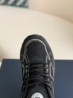 DIOR NEW ARRIVAL B30 Clunky Sneaker - Image 9